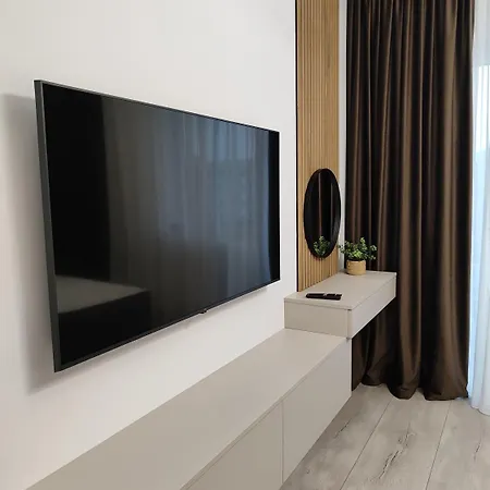 Nest-mountain View With Balcony And Free Parking