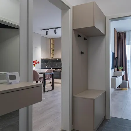 Nest-mountain View With Balcony And Free Parking *